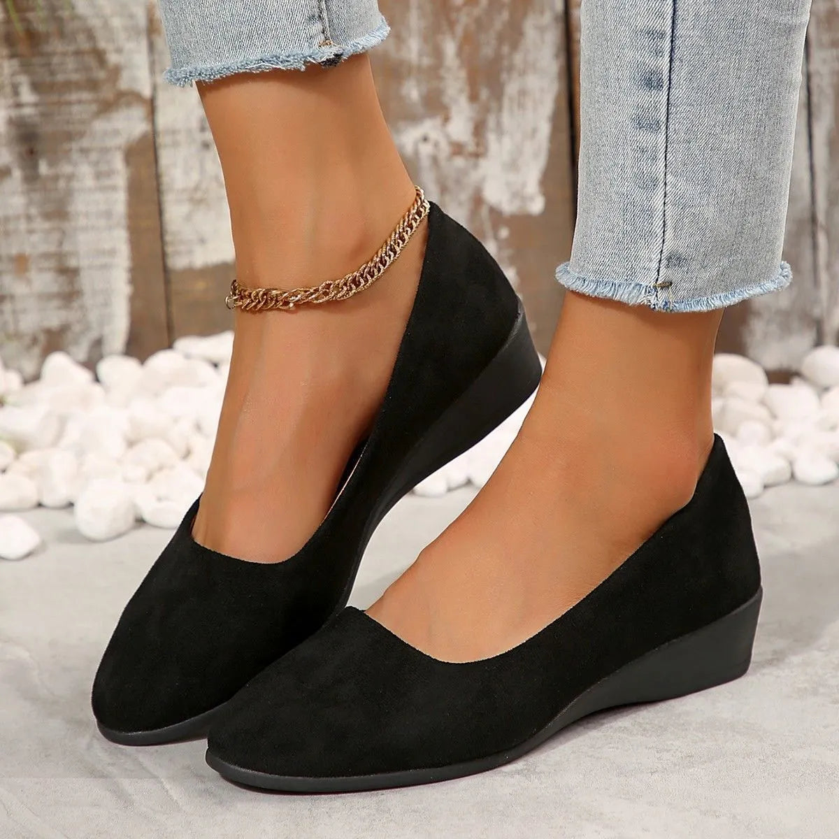 Women's pointed toe wedge pumps with shallow mouth design in suede upper and rubber sole