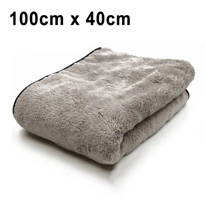 Microfibre car wash towel showing three size options for vehicle cleaning