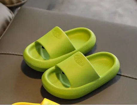 Children's mixed colour EVA slippers with non-slip soles in Blue, Green, Orange, Pink and Yellow options