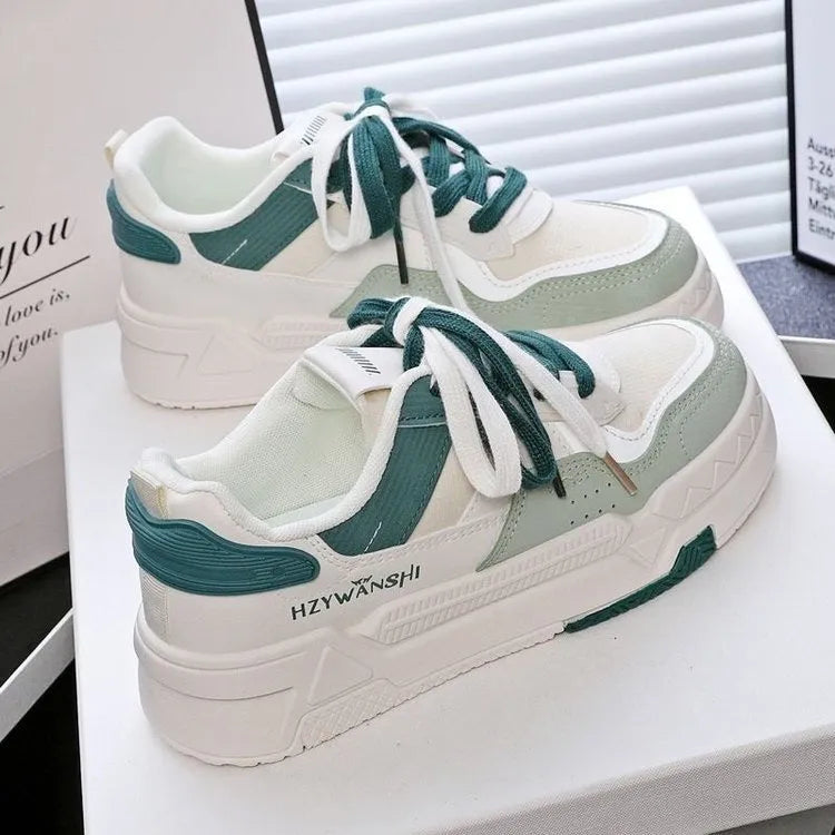 Children's height increasing board shoes with cross shoulder straps, thick rubber sole, and front lace-up fastening