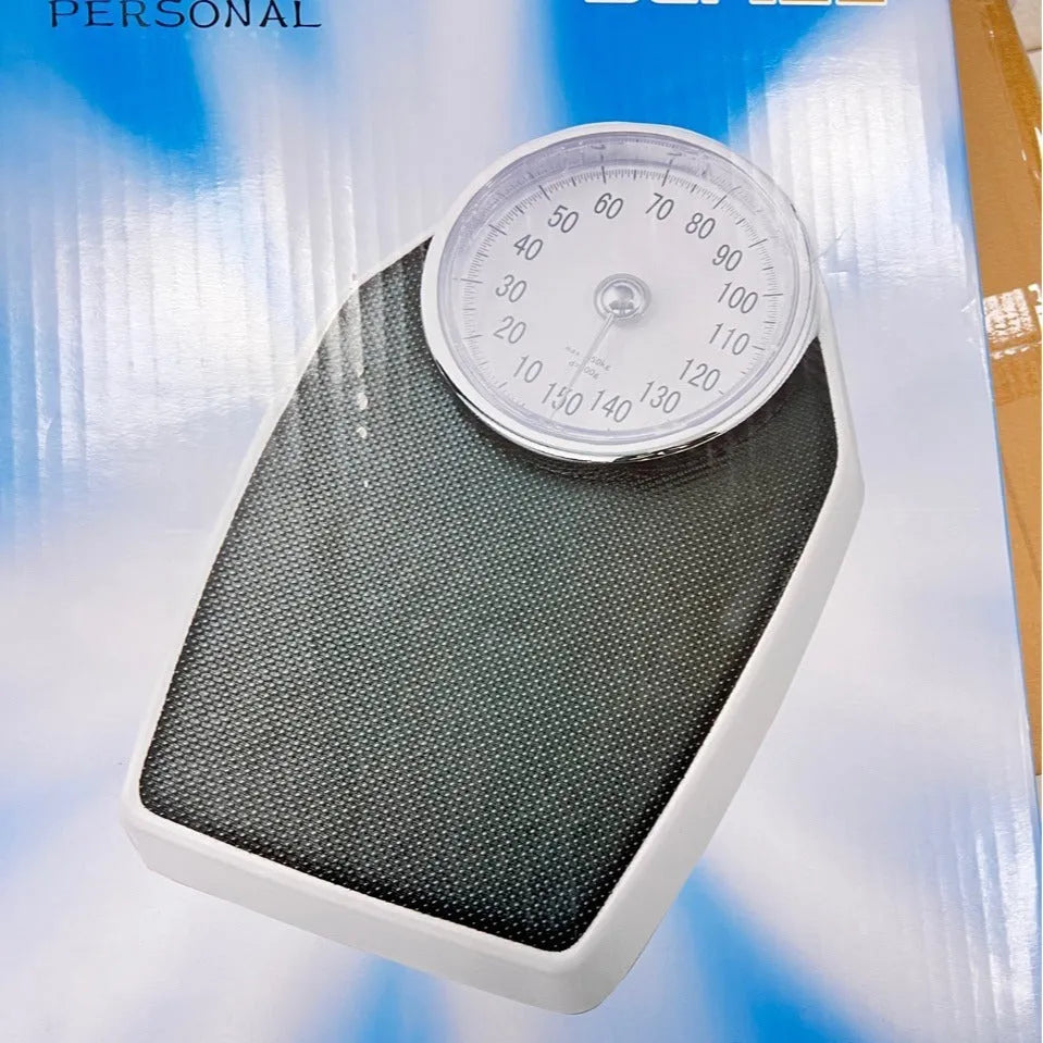 Black mechanical pointer body weight scale with large dial display on 47x35cm platform