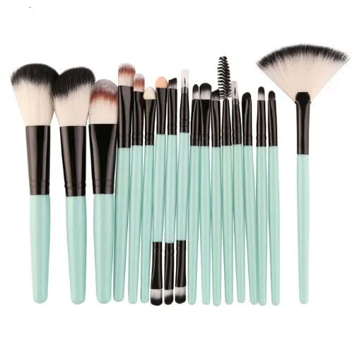 MAANGE 18 piece professional make-up brush set with fan-shaped cosmetic tool