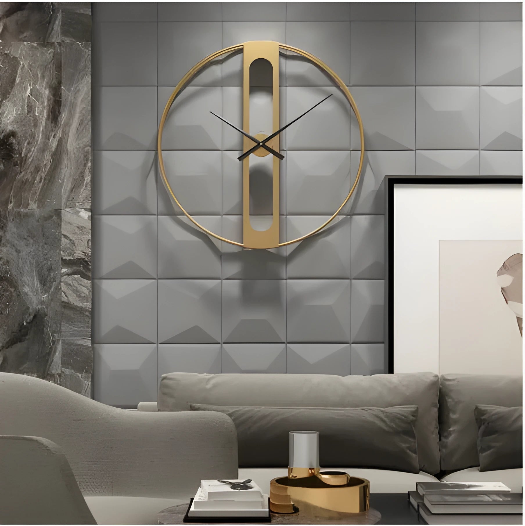 Round metal wall clock with 50cm diameter available in black or gold finish