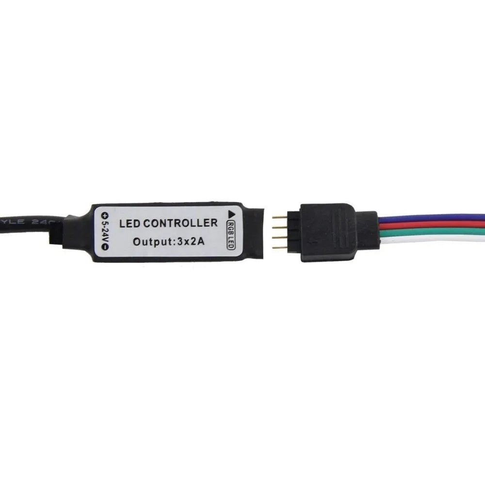 White USB-powered LED light strip with SMD5050 LEDs, 1 metre long with 50cm cable.