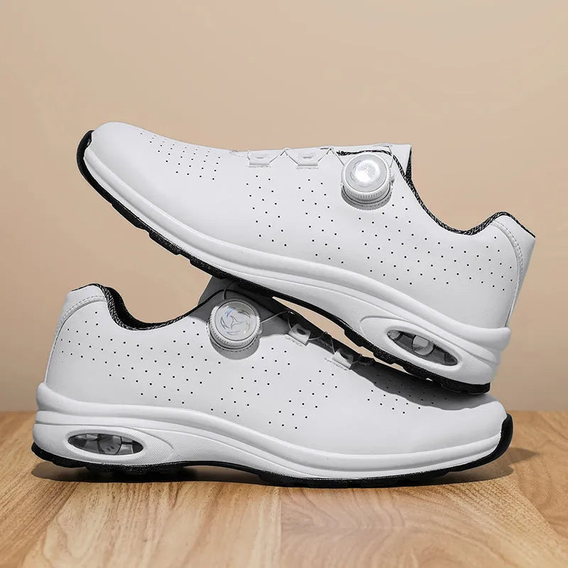 Low-top casual shoes with mesh upper and cross shoulder straps in black or white colours