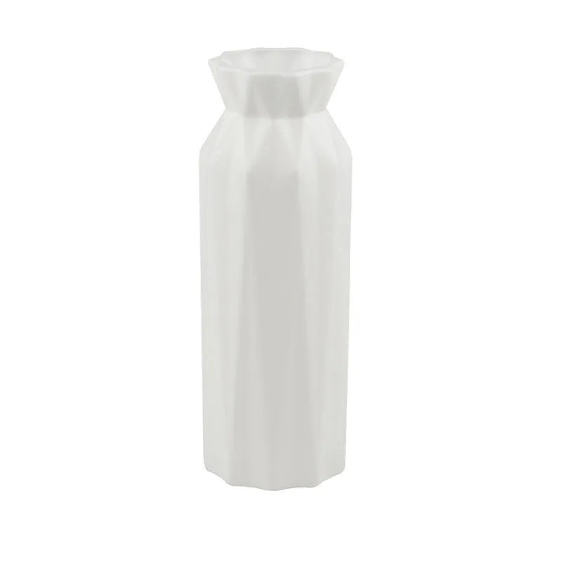 Drop-resistant melamine vase in grey, green, pink, or white with 7.2 cm base diameter