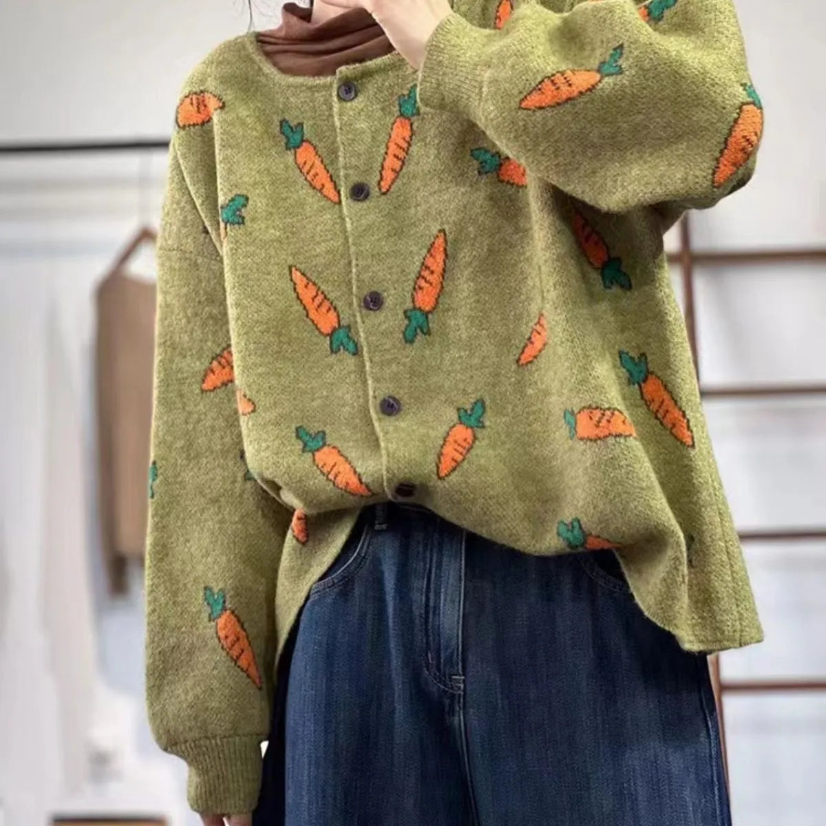 Round neck mori artistic printing cardigan sweater with colour contrast loose casual fit