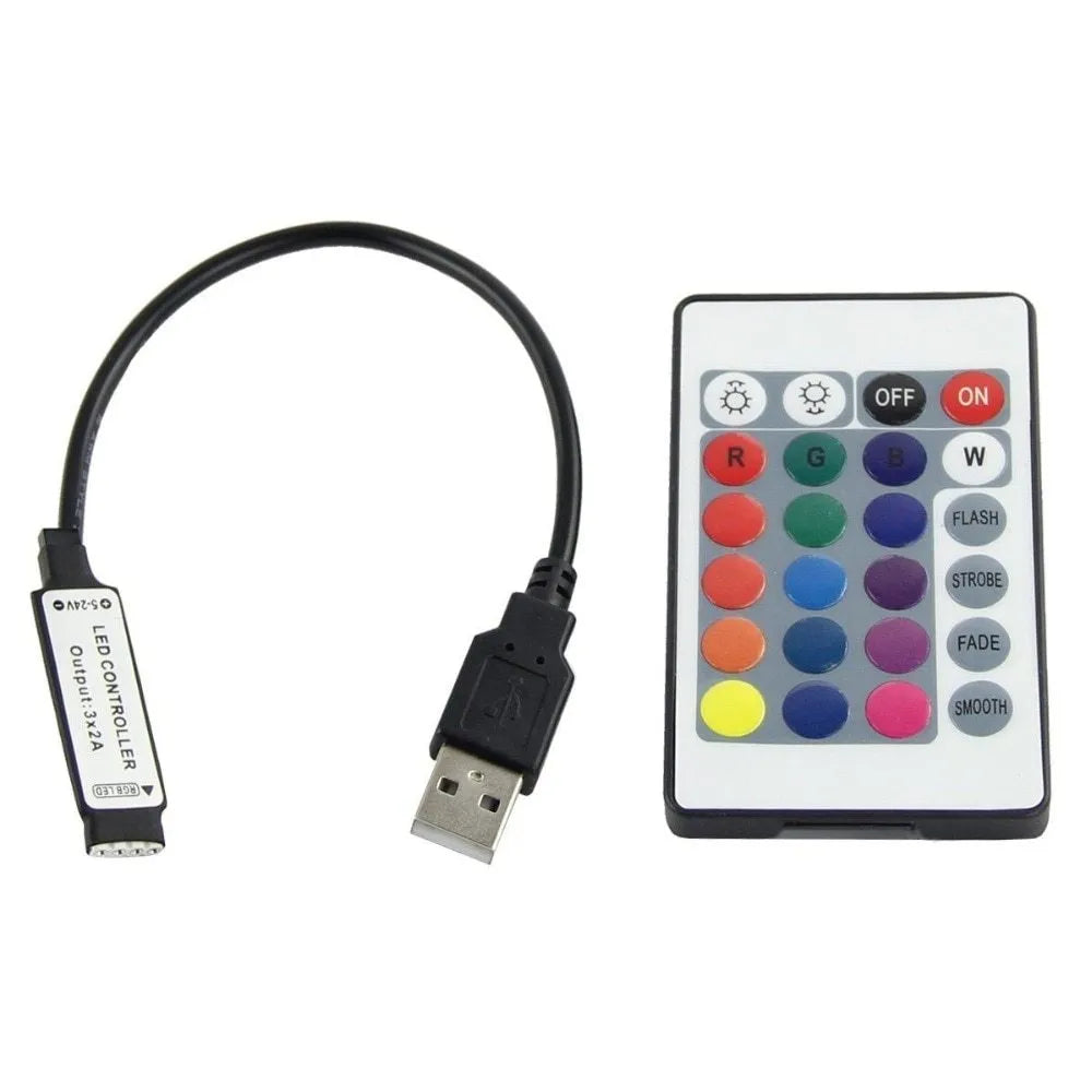 White USB-powered LED light strip with SMD5050 LEDs, 1 metre long with 50cm cable.