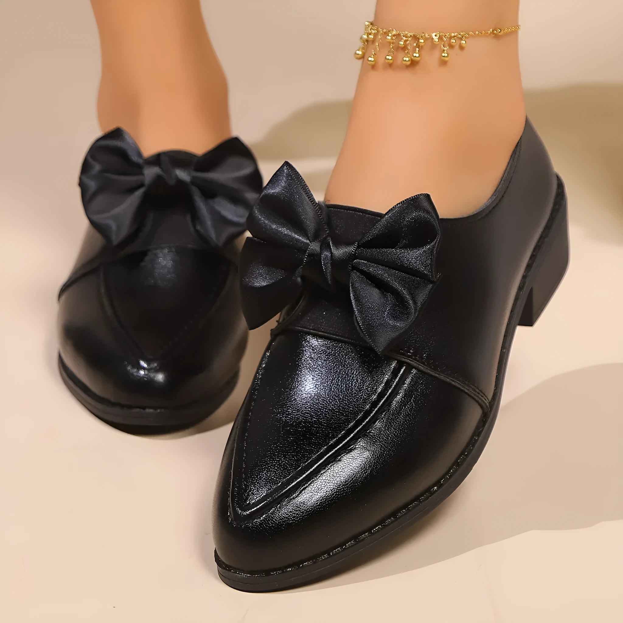 Women's British-style flat shoes with bow detail on PU upper and rubber sole