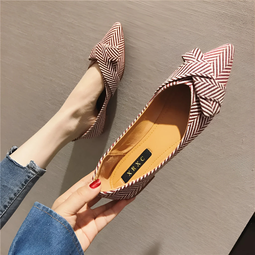 Women's pointed toe shallow mouth shoes with low flat heel in red or black colours
