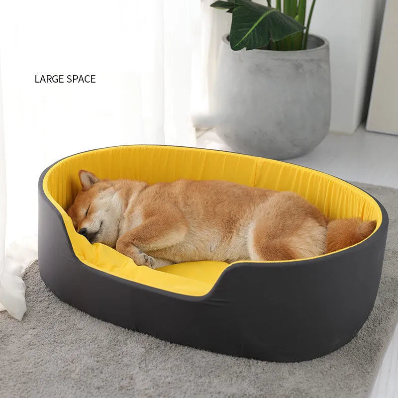 Washable cloth pet kennel for cats and dogs in black or green with three size options.