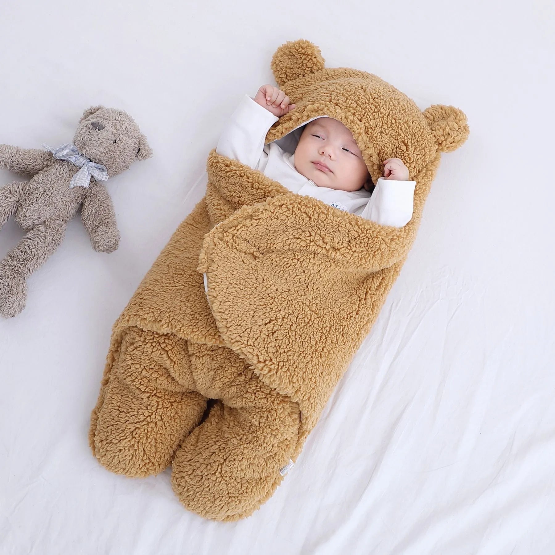 Baby quilted sleeping bag wrapper in cotton blend fabric with quilted pattern