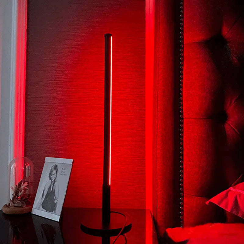 Nordic minimalist LED bedside lamp in black or gold with RGB lighting, 150x150x440mm dimensions