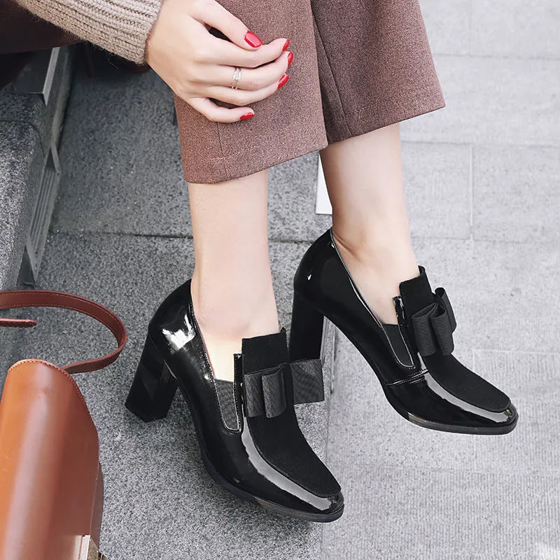 Women's large size patent leather thick heel shoes in black or wine red with square toe and rubber soles
