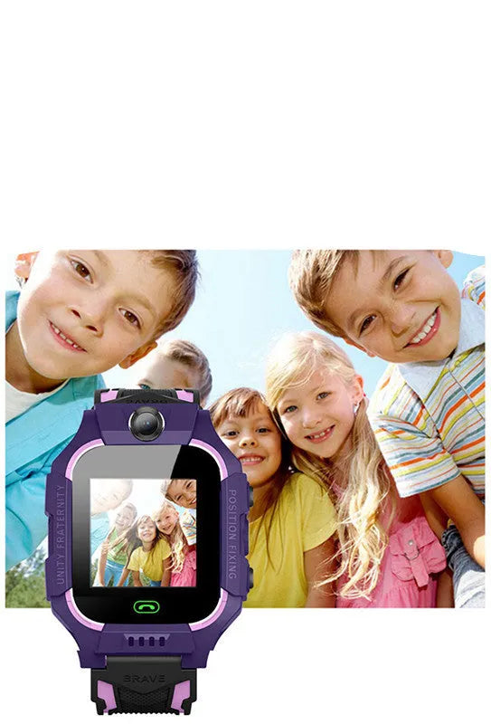 Z6 Q19 children's smart phone watch with 1.44 inch touch screen in green, purple, and red colour options