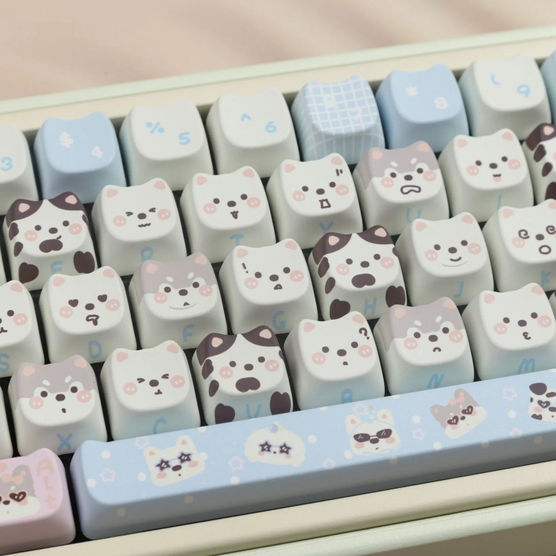 Complete PBT keycap set with cat and puppy illustrations for mechanical keyboards