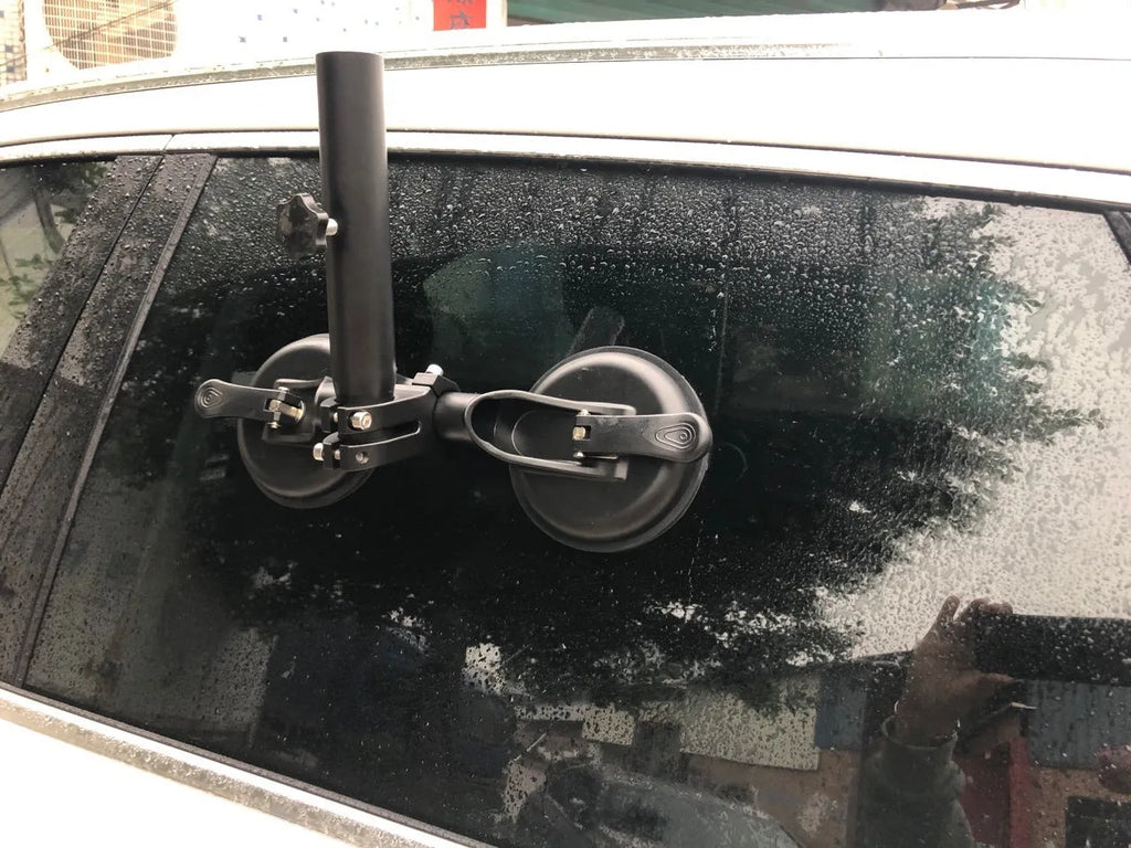 Black ABS and rubber off-road car sucker mount with round glass suction cup.