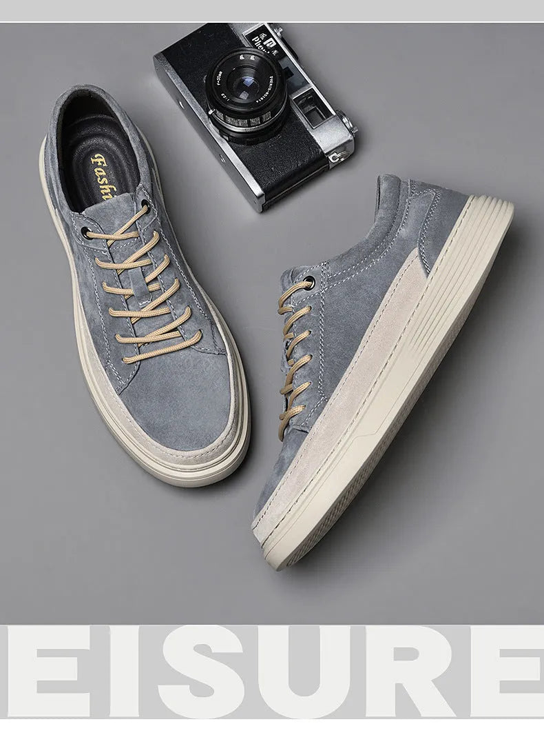 Men's grey pigskin leather skate shoes with rubber sole and lace-up closure