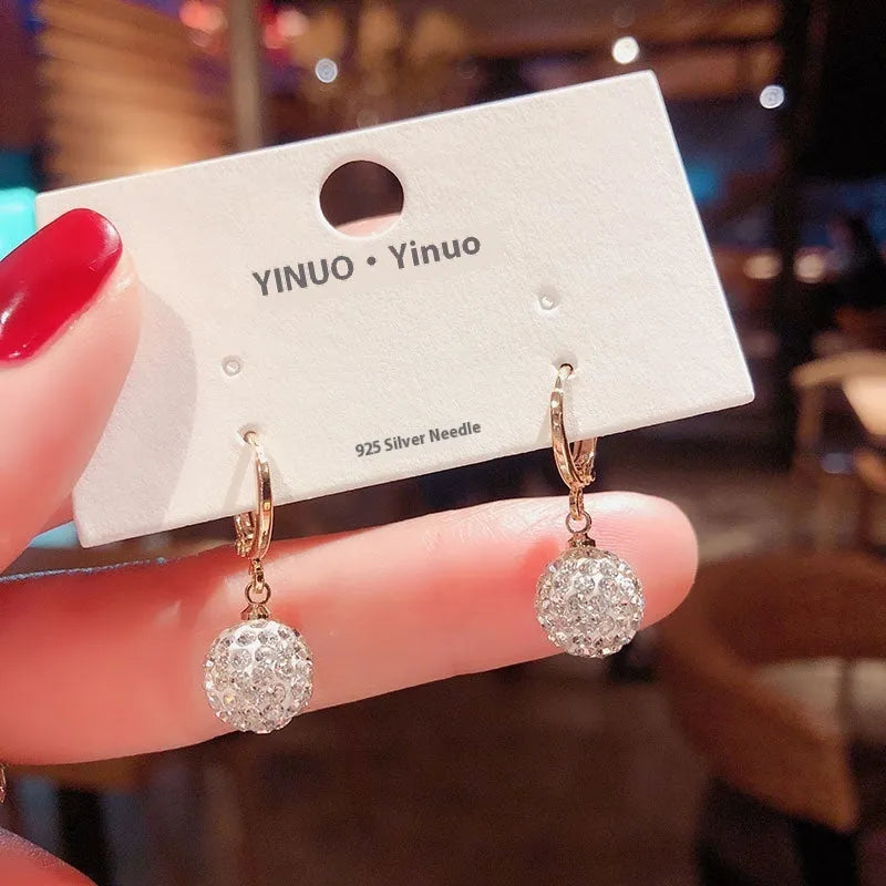 Women's geometric zircon earrings with rose detailing on copper with electroplated finish