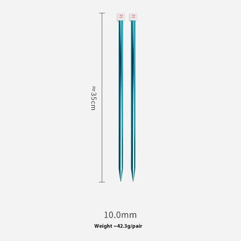 Set of lengthened crochet hooks with protective caps in sizes from 2.0mm to 10.0mm.