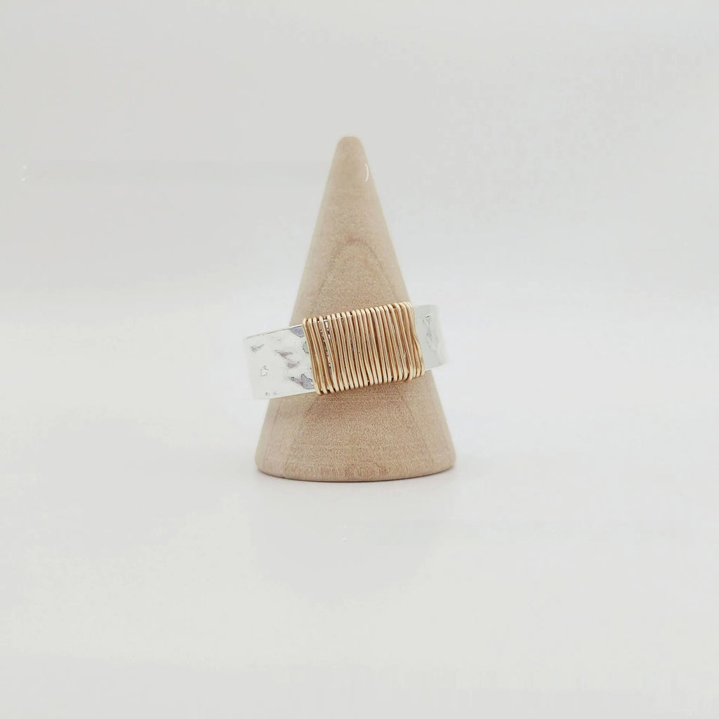 Copper simple bracelet with vintage ring irregular coil design in silver-gold colour