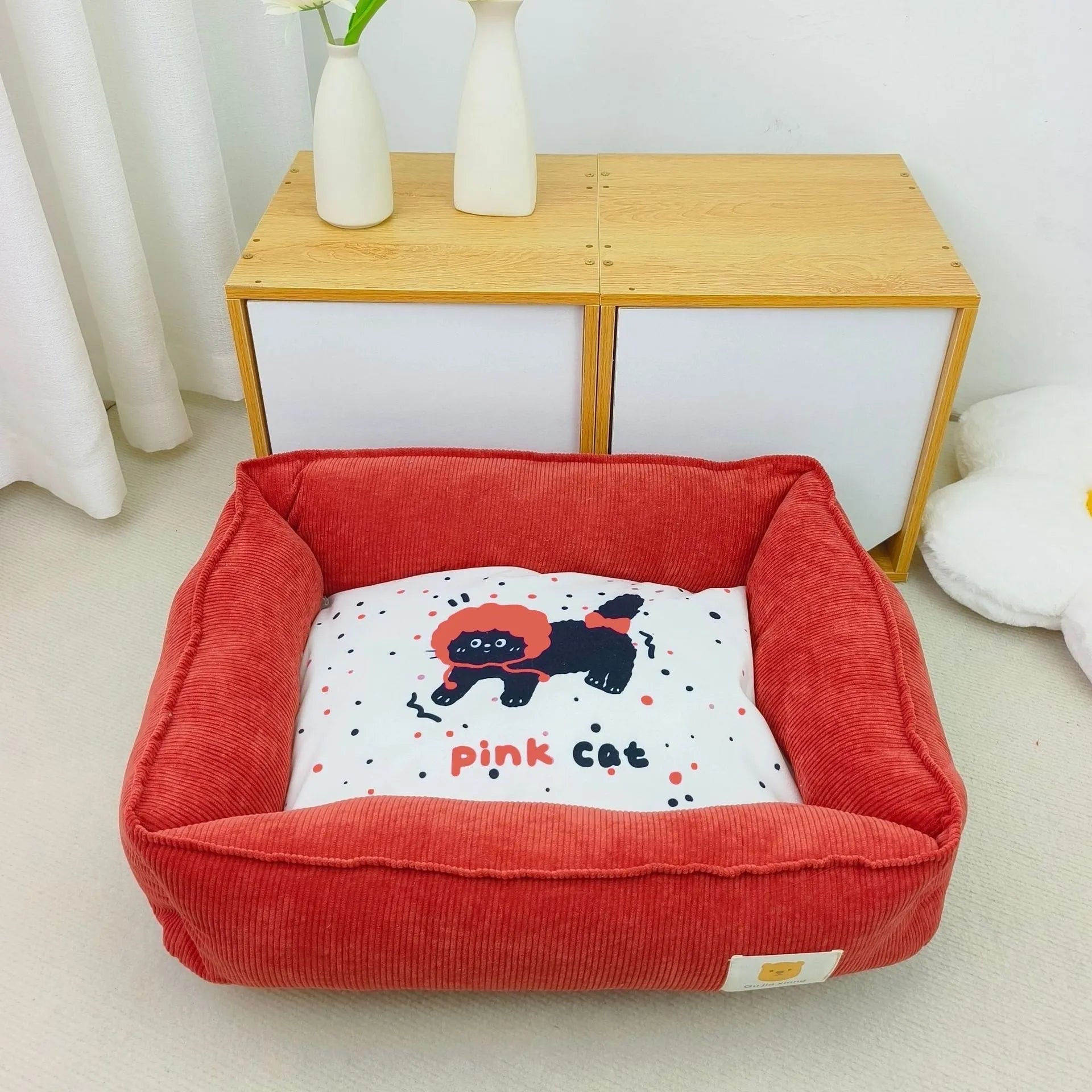 Dog pet nest in cloth fabric available in 50x40cm and 60x50cm sizes with seven colour options