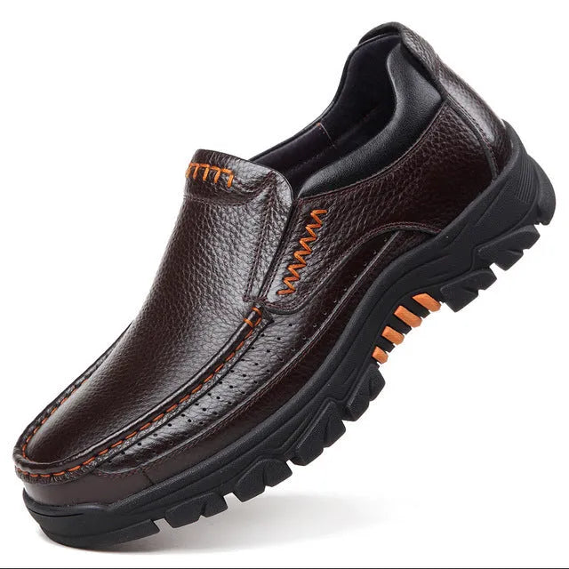 Black cowhide leather slip-on business casual shoes with a rubber sole