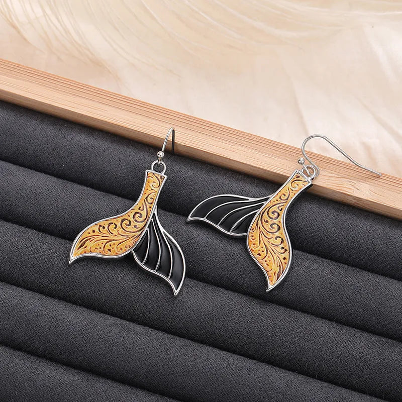 Women's fishtail earrings with whale design in white gold colour retro style alloy jewellery