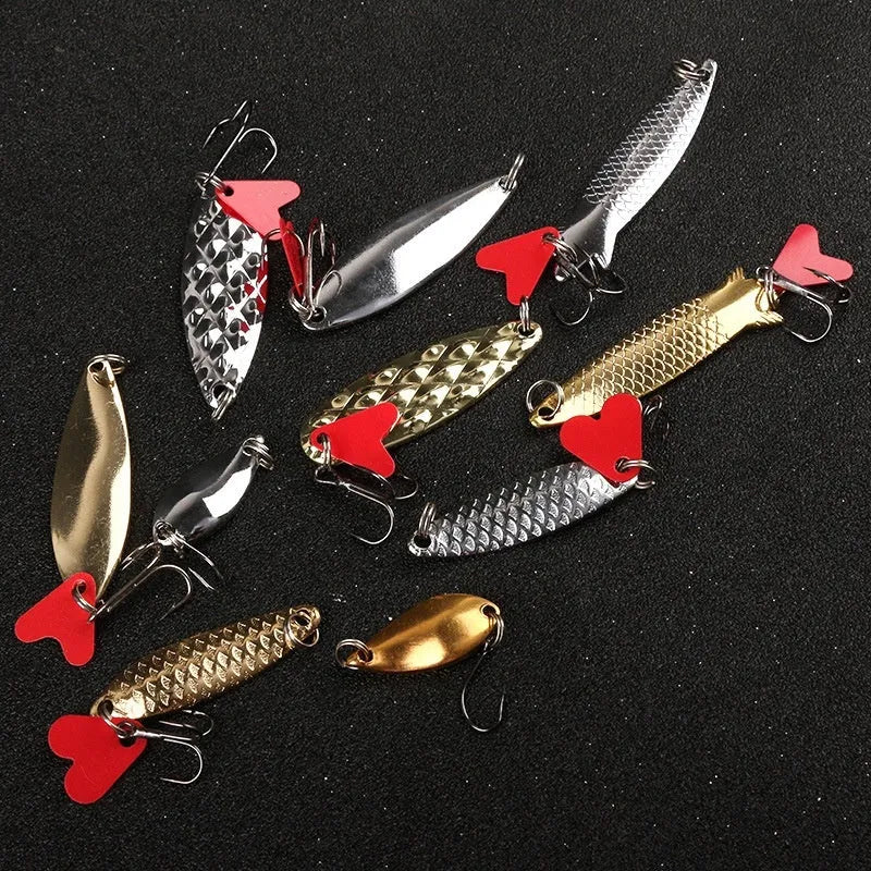 Lure pineapple fishing bait with metal sequins in gold and silver colour options