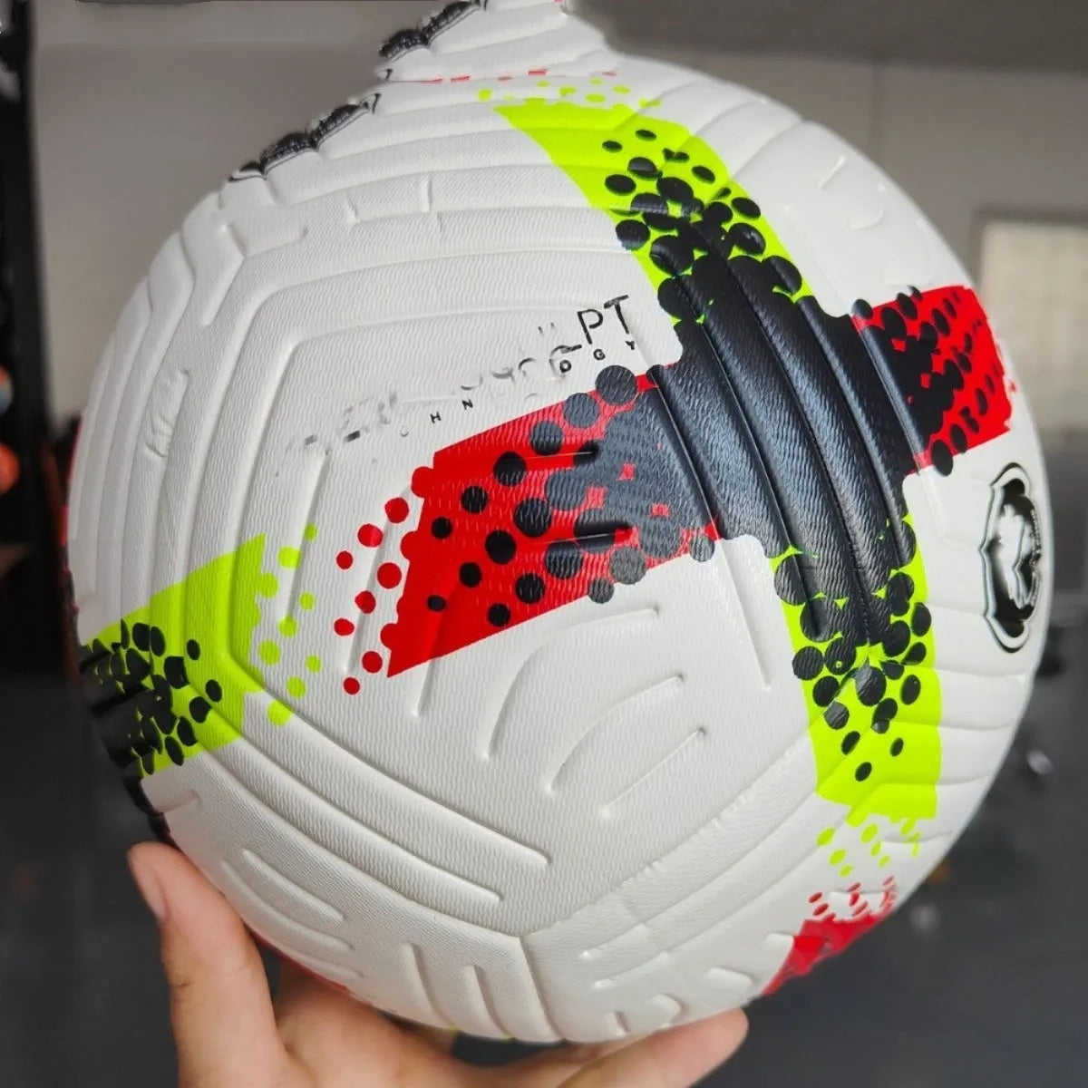 Fluorescent green size 5 football with seamless construction for club training
