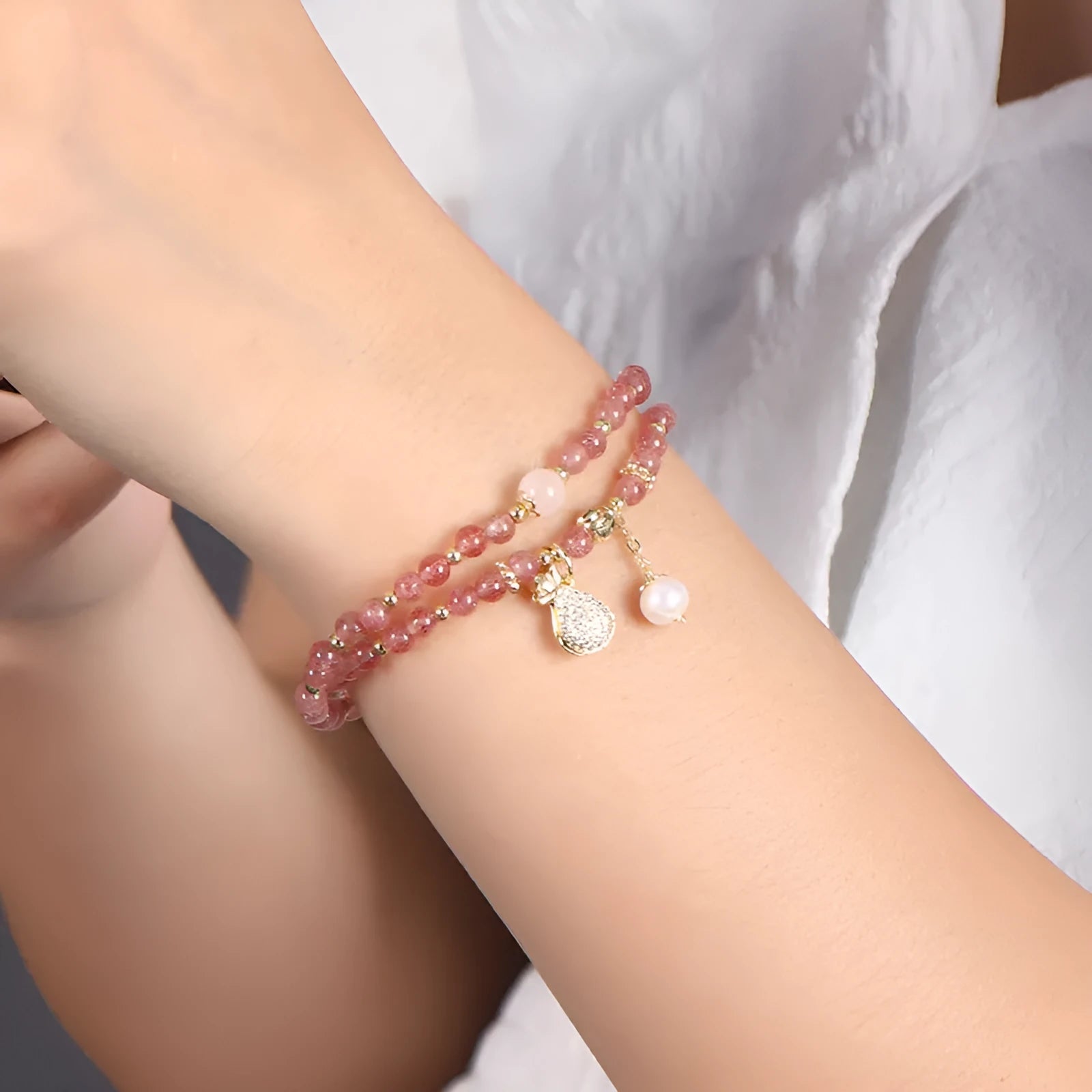Geometric strawberry quartz crystal bracelet for women with money drawing association