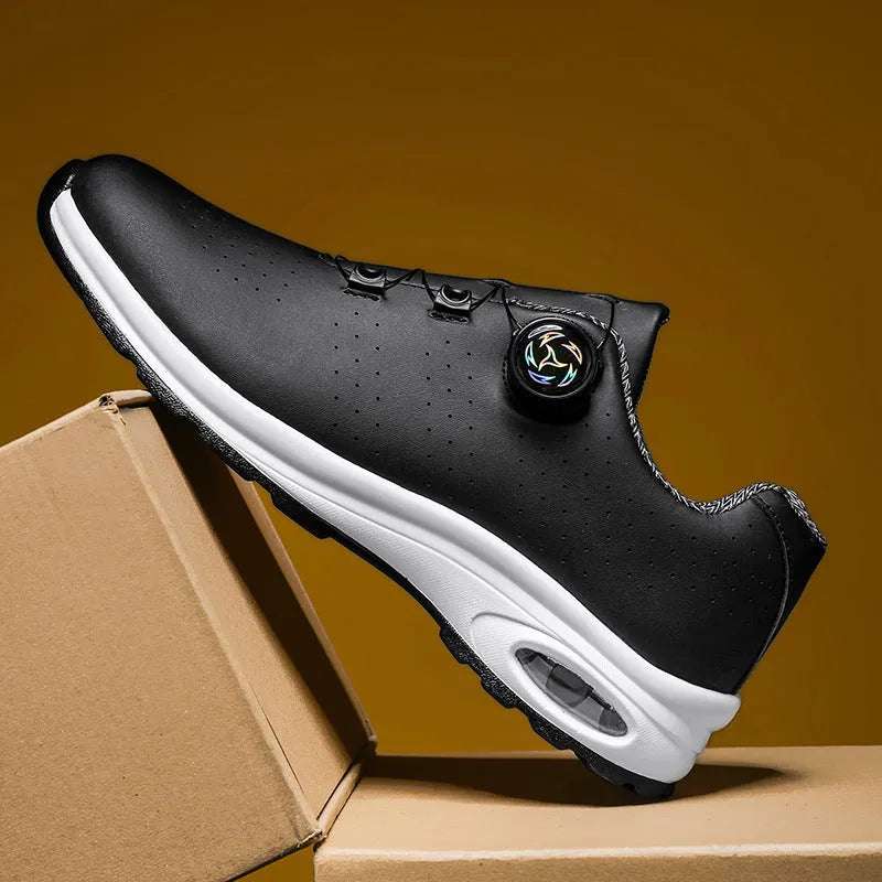 Low-top casual shoes with mesh upper and cross shoulder straps in black or white colours