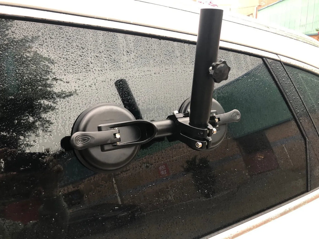 Black ABS and rubber off-road car sucker mount with round glass suction cup.