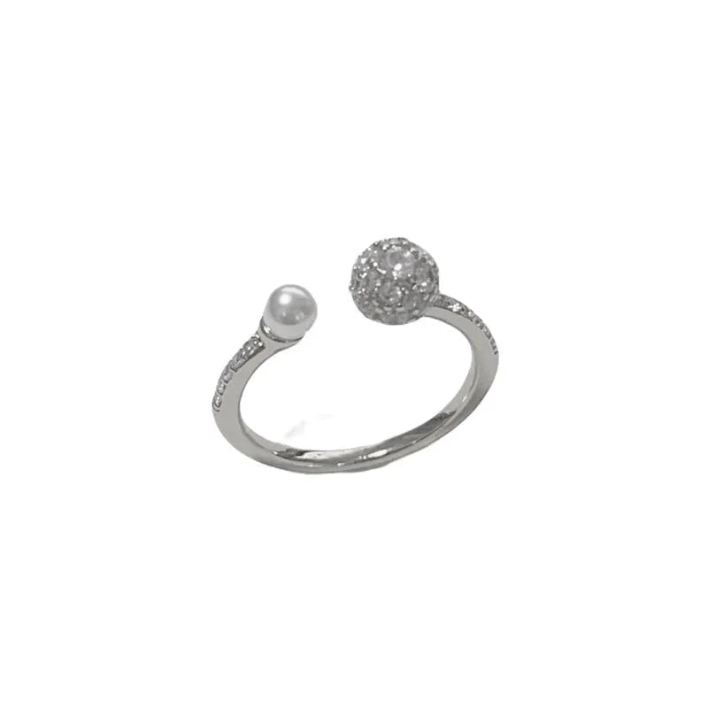 Women's open-end ring with round zircon and thick gold plating in geometric design