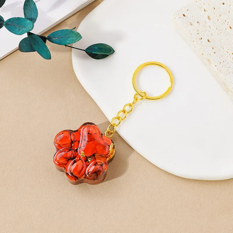 Natural crystal cat's paw keychain pendant in random colour option