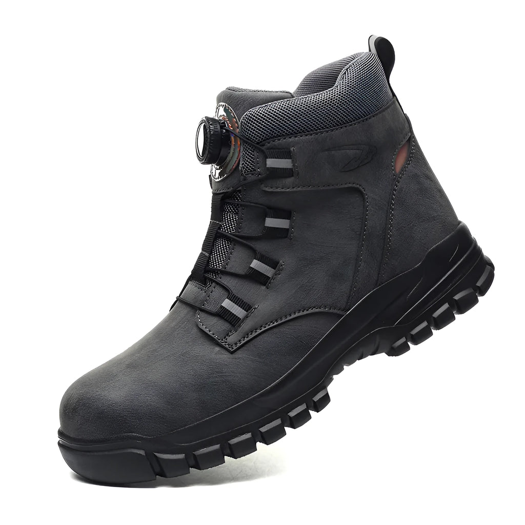 Leather and rubber lightweight labour protection safety shoes in black colour.