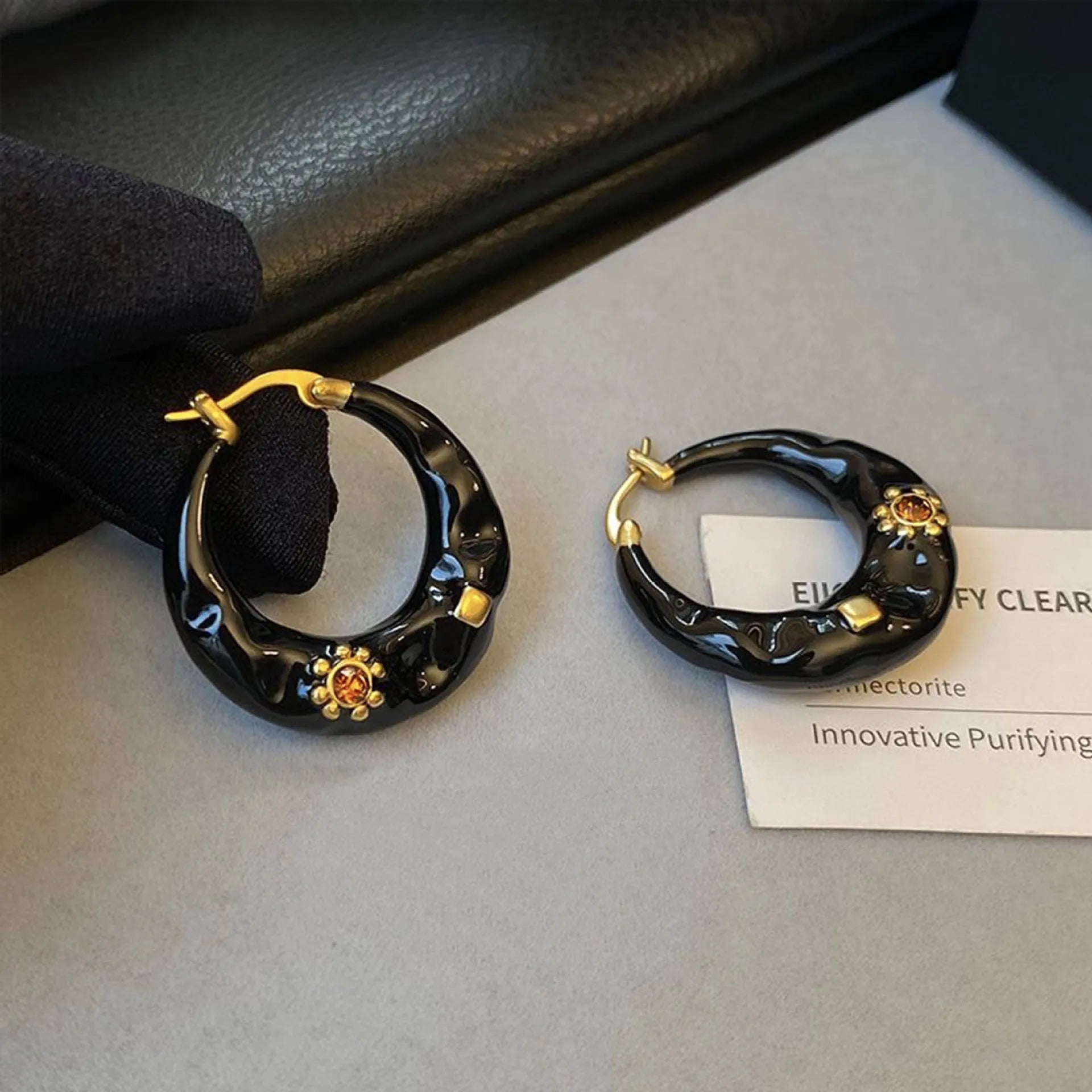 Hong Kong style retro alloy ear studs with rhinestone decoration in black and red colours