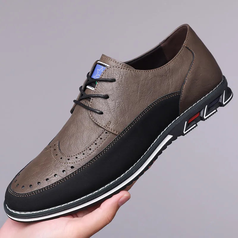 Men's casual leather shoes in black with rubber sole, leather toe cap, and stitching detail.