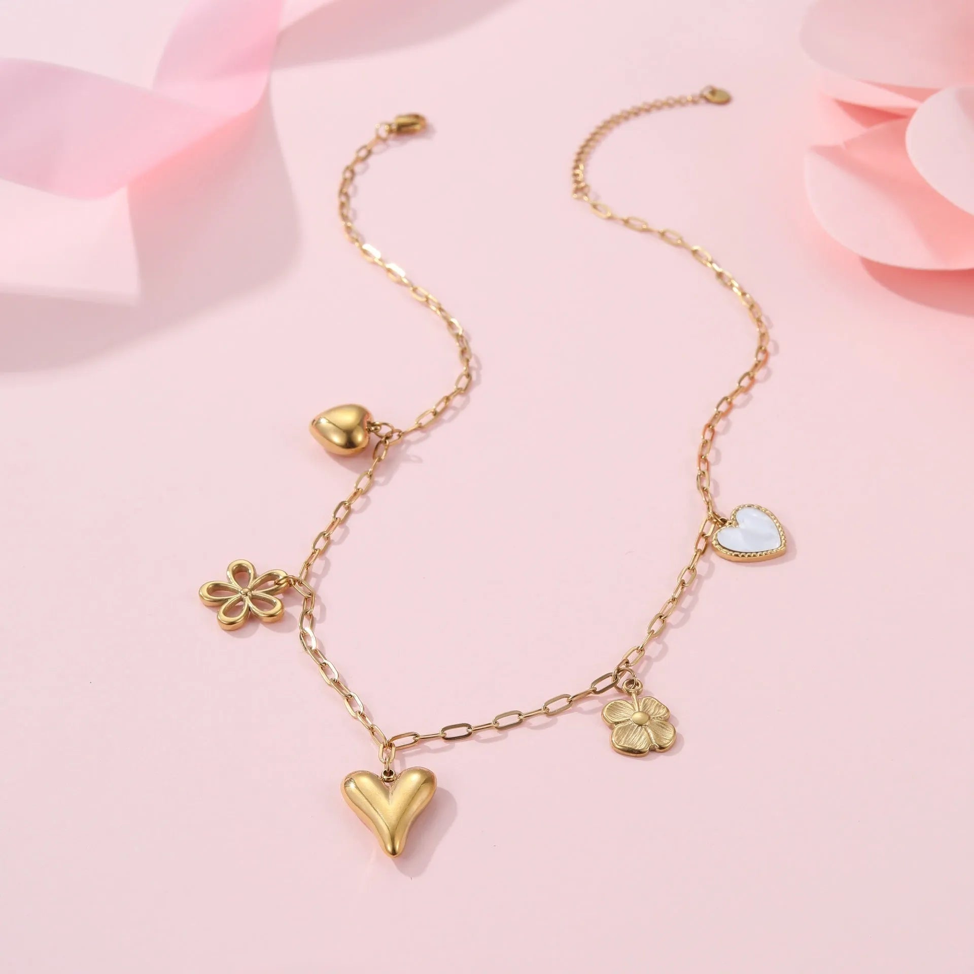 Stainless steel necklace with geometric sun pendant on adjustable 41-50cm chain, 18K electroplated finish