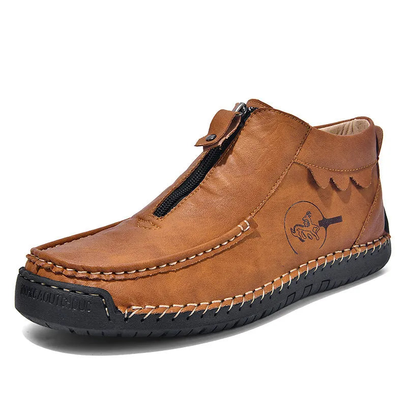 Men's black slip-on leather loafers with round toe and rubber sole