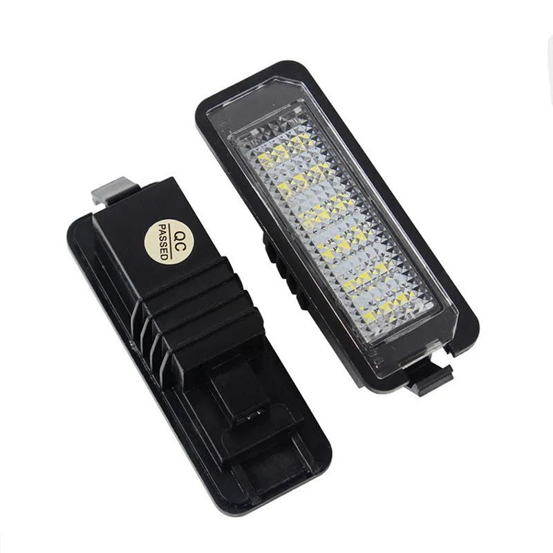 Pair of white LED license plate lights with 24 SMD LEDs for Volkswagen Golf 4 5 6 Polo Phaeton