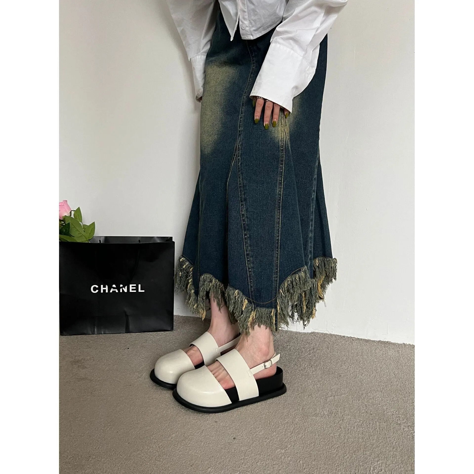 Retro women's sandals with ankle buckle strap in apricot colour