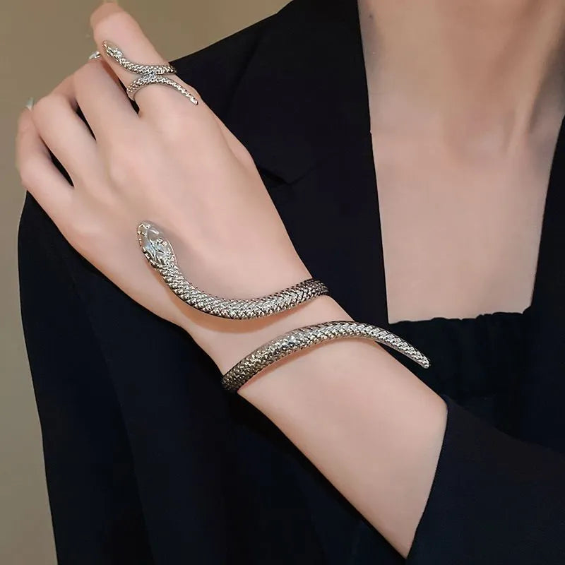 Metal exaggerated twisted winding snakes ring bracelet 2-piece set in gold or silver