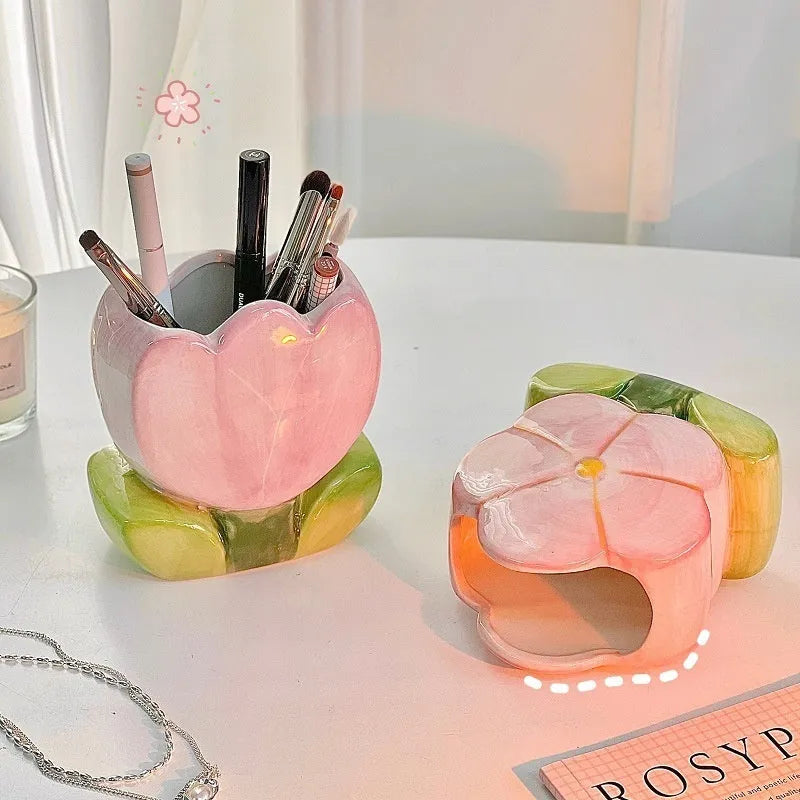 Ceramic flower pen holder storage box with floral design for desktop organisation
