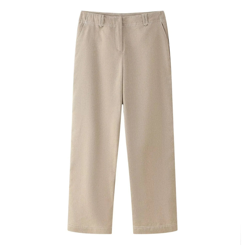 Women's herringbone pattern casual suit with 3D embroidery detailing on jacket and matching trousers