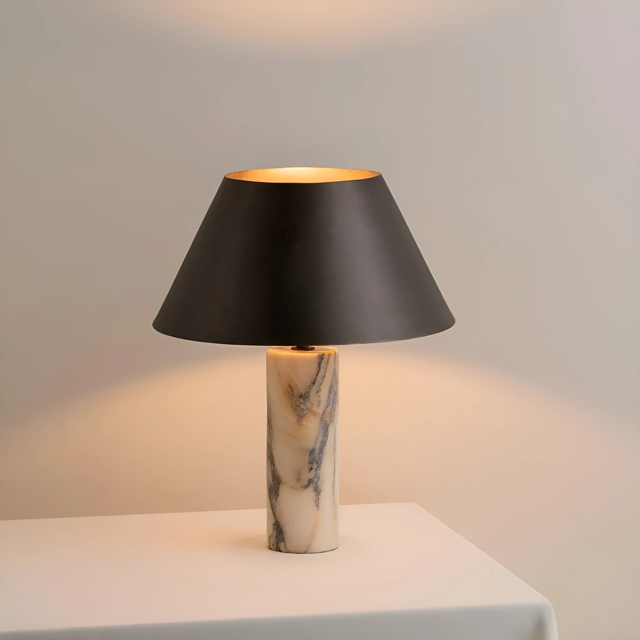Black modern minimalist marble table lamp with choice of EU or US power plug
