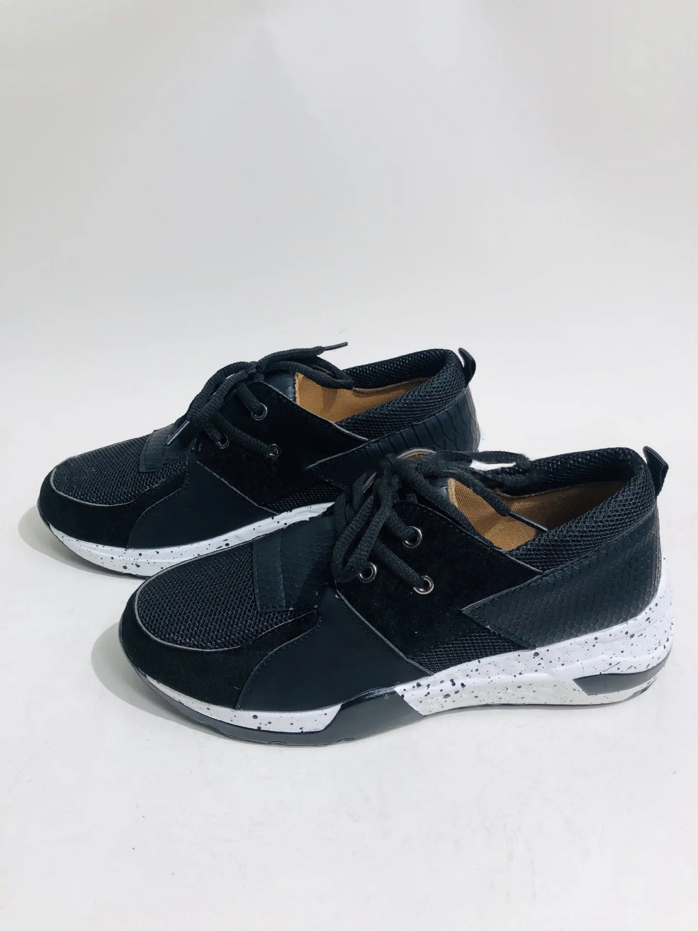 Women's casual wedge heel sports shoes in suede with animal print options