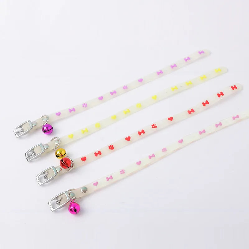 Meow Xinbao luminous cat collar with silicone chain, metal bell, and night-time glow feature