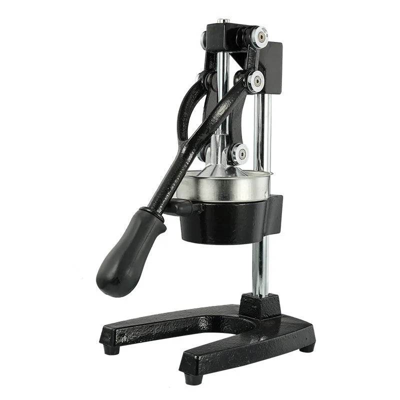 Cast iron manual juicer with stainless steel strainer in black colour, 40cm height