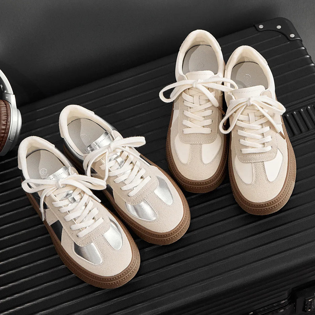 Retro board shoes with cross shoulder straps and matte upper in milky white colour